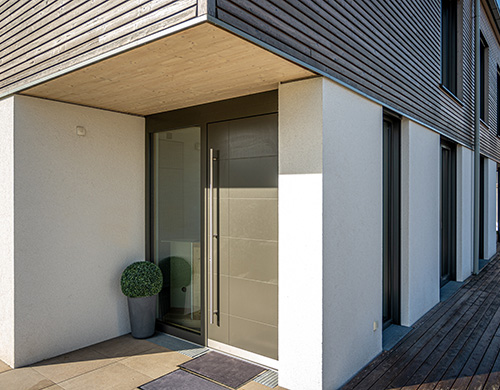 Menuisier fabricant poseur de porte d'entrée près de Maubeuge